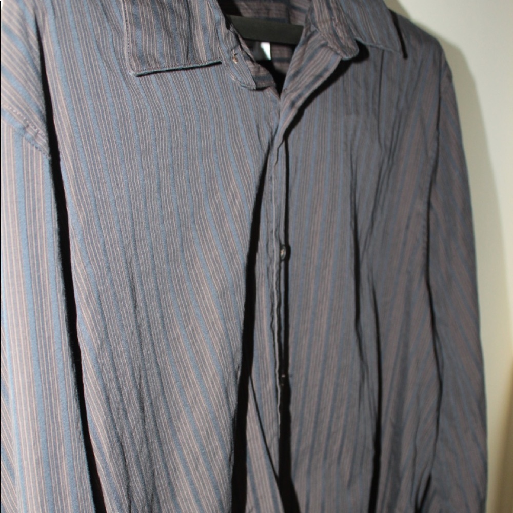 Calvin Klein Button down - Picture 3 of 5